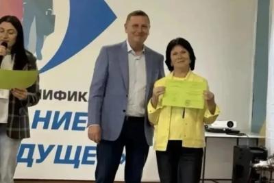 Они закладывают основы личности детей: депутат Госдумы Андрей Трифонов поздравил воспитателей с важным событием