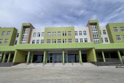 Низкие темпы работ в самой крупной школе Сызрани вынуждают власти идти на крайние меры