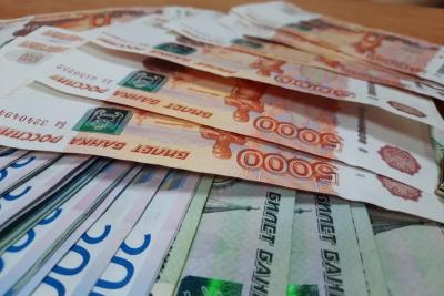 Давно пора! В регионах начинают платить &laquo;бабушкину зарплату&raquo;