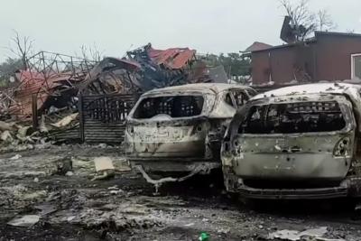 Ребенок под завалами турбазы, пожар на НПЗ и беспилотники под Москвой