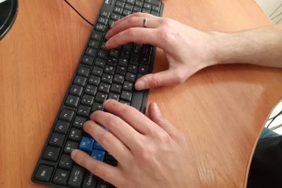 Россиянам рассказали, урежут ли зарплату при работе из дома и за что должны приплатить