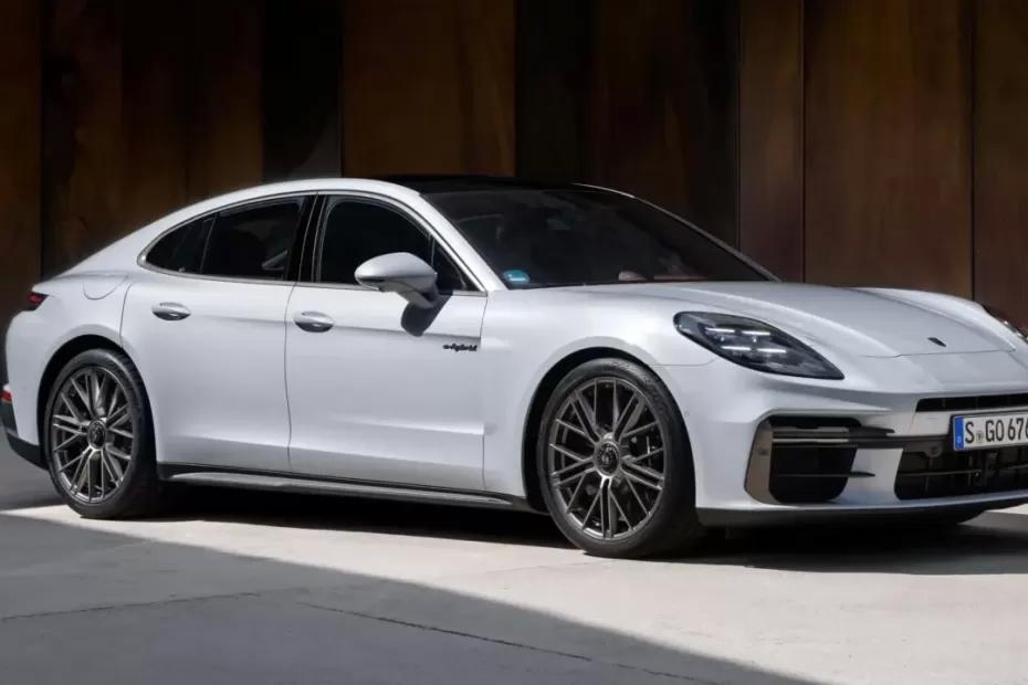 Porsche представила самую мощную Panamera в истории