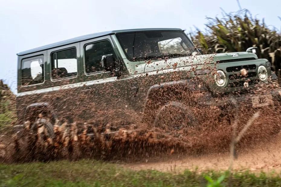 В России «китайский УАЗ» и минивэн MPV неожиданно прибавили в цене. Сколько они стоят теперь