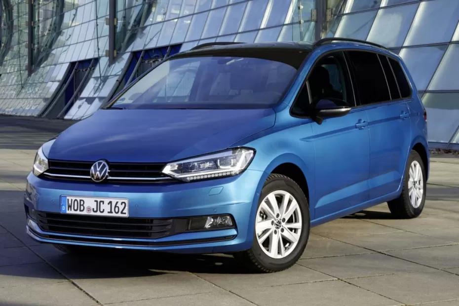 В Россию вернулся надежный семиместный Volkswagen, который стоит дешевле «китайцев»