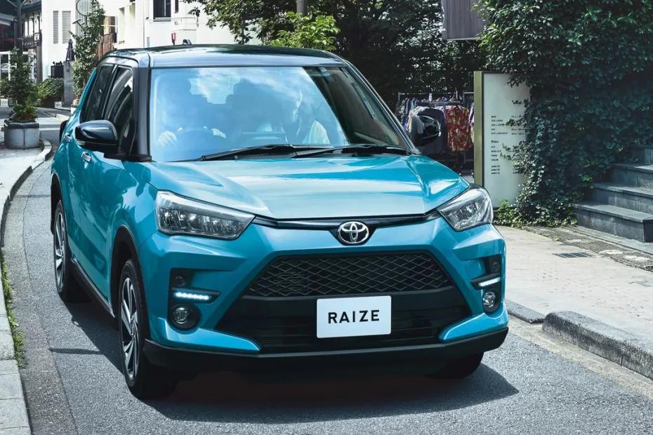 В России появился новый дешевый кроссовер Toyota, который можно купить дешевле &laquo;Лады&raquo;