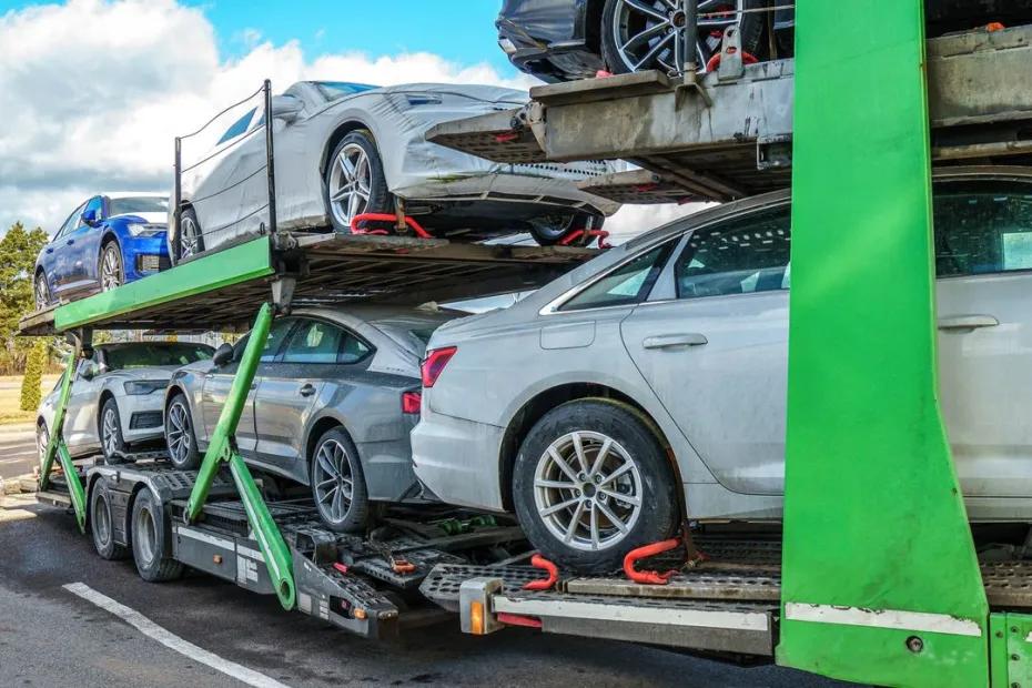 В России кардинально изменился импорт автомобилей с пробегом через Белоруссию. Что с ним стало