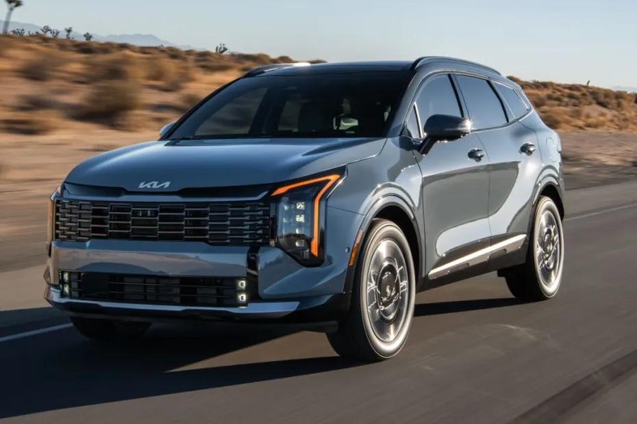 В Россию вернулся проверенный и надежный семейный кроссовер Kia, который можно купить дешевле &laquo;китайцев&raquo;