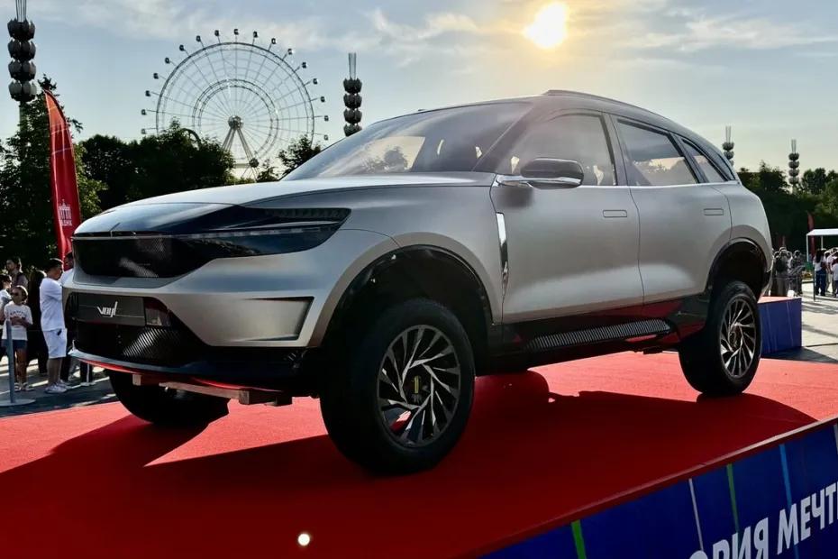 Ответ дорогим иномаркам: представлен новый российский автомобиль, который весит меньше тонны