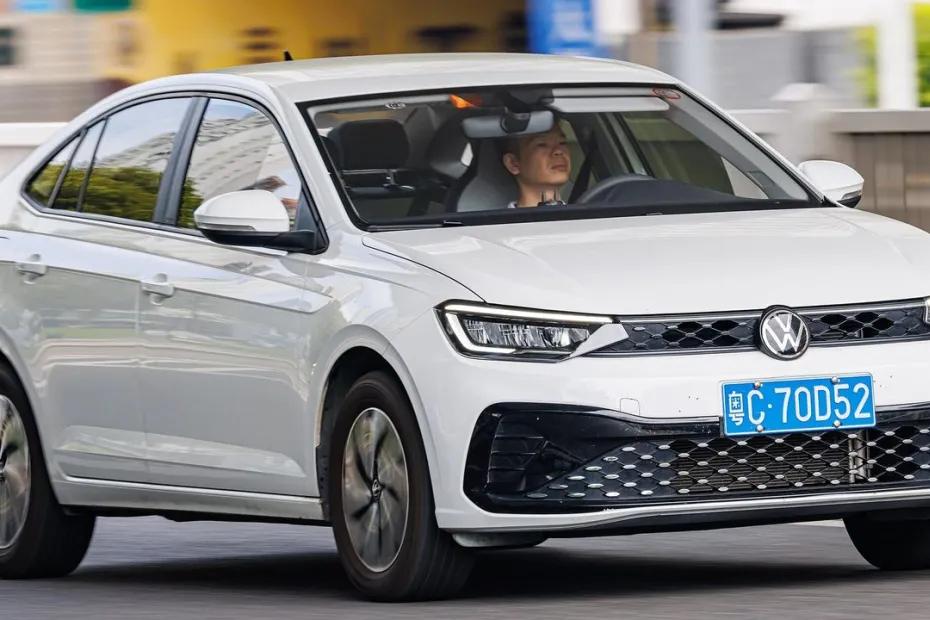 С &laquo;атмосферником&raquo; и японским &laquo;автоматом&raquo;: в России начали продавать новый Volkswagen, который стоит дешевле &laquo;Лады&raquo;