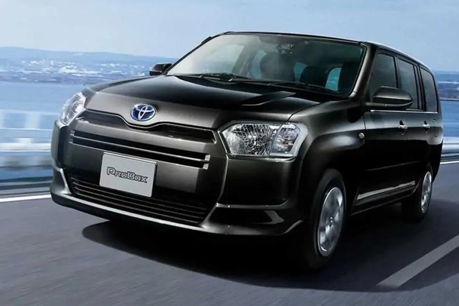 Чугунный мотор и полный привод: в Россию приехала новая практичная Toyota по цене от 1,9 млн рублей