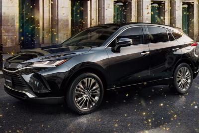 В России появился новый семейный кроссовер Toyota, который намного дешевле Geely Monjaro