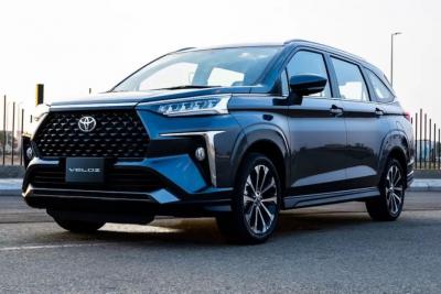 В России появилась недорогая семиместная Toyota, которая стоит дешевле «китайцев»