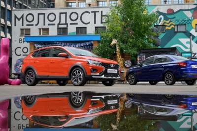 АвтоВАЗ начал продажи новой недорогой «Лады». Сколько она стоит
