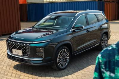 В России переписали цены на семиместный кроссовер &laquo;дочки&raquo; Chery. Сколько он стоит теперь