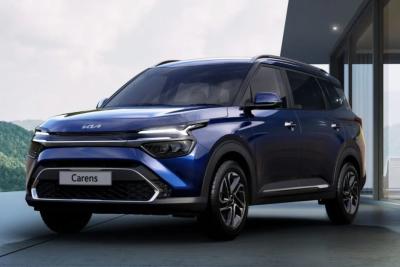 В России начали продавать недорогую и надежную семиместную Kia, которая стоит дешевле &laquo;китайцев&raquo;