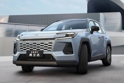 В России начали продавать новую неубиваемую Toyota с полным приводом. Сколько она стоит