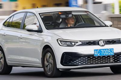 С &laquo;атмосферником&raquo; и японским &laquo;автоматом&raquo;: в России начали продавать новый Volkswagen, который стоит дешевле &laquo;Лады&raquo;