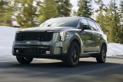 В Россию вернулся легендарный Kia Sorento: сколько стоит надежный семиместный кроссовер