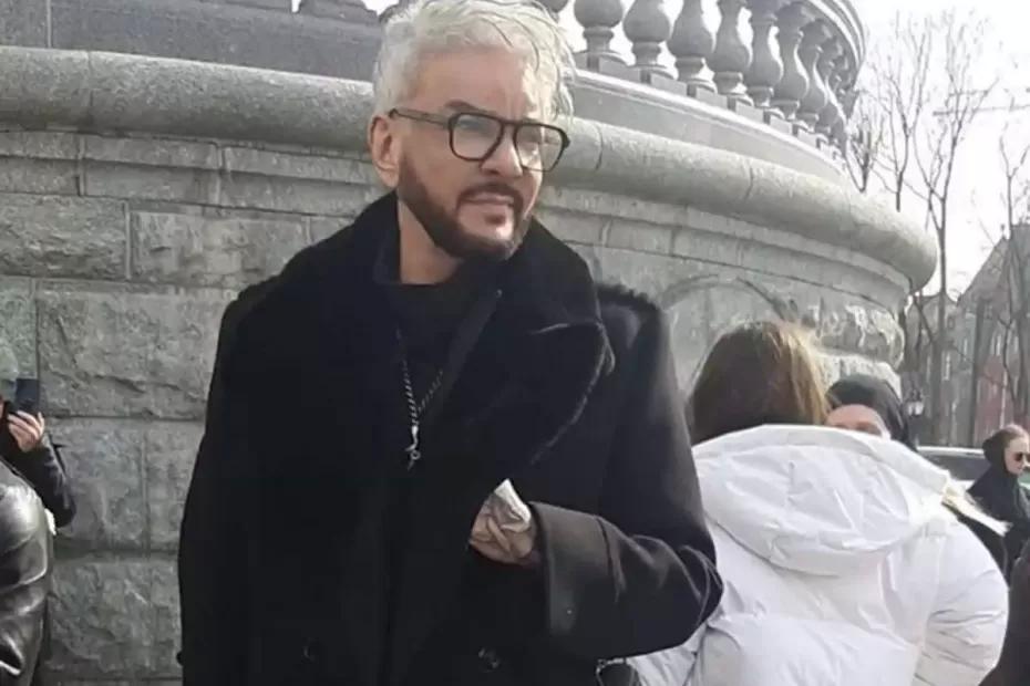 Филипп Киркоров решил перевезти прах матери в Москву Филипп Киркоров решил перевезти прах матери в Москву