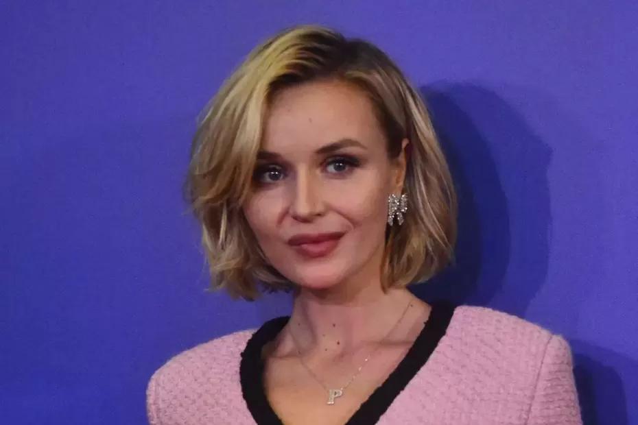 «Роман сошел на нет»: Полина Гагарина ушла от бойфренда-танцора «Роман сошел на нет»: Полина Гагарина ушла от бойфренда-танцора