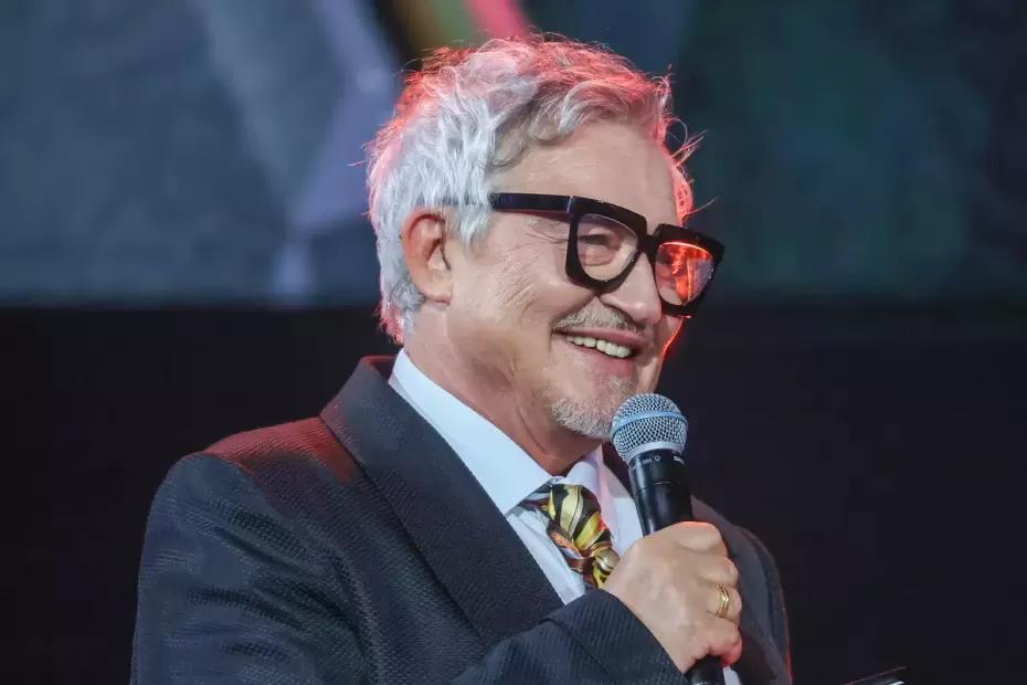 Кокетничали и обнимались: Дибров поздравил дочь Даны Борисовой с 18-летием