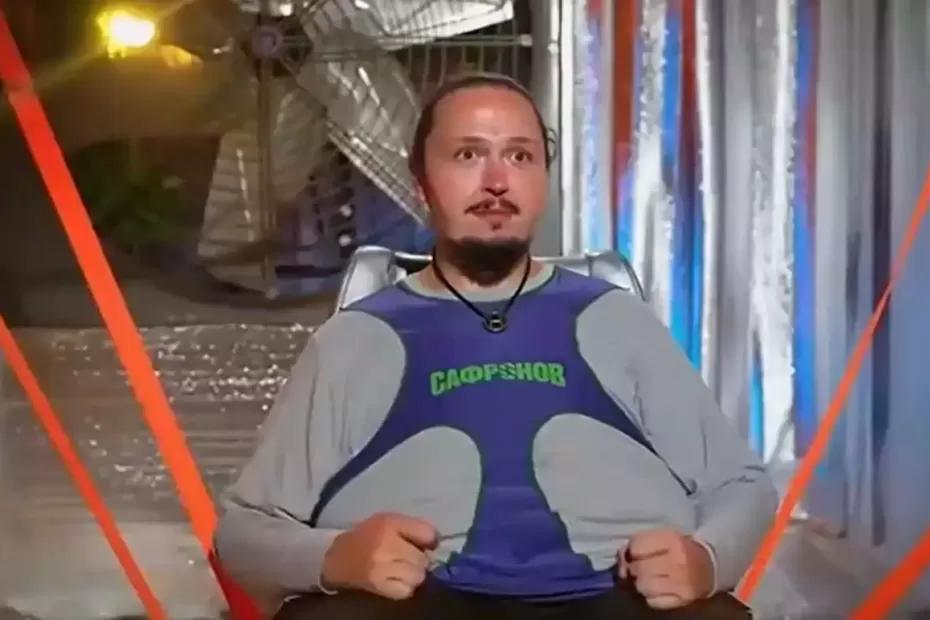 Сын Никаса Сафронова рассказал о конфликте с сыном Децла