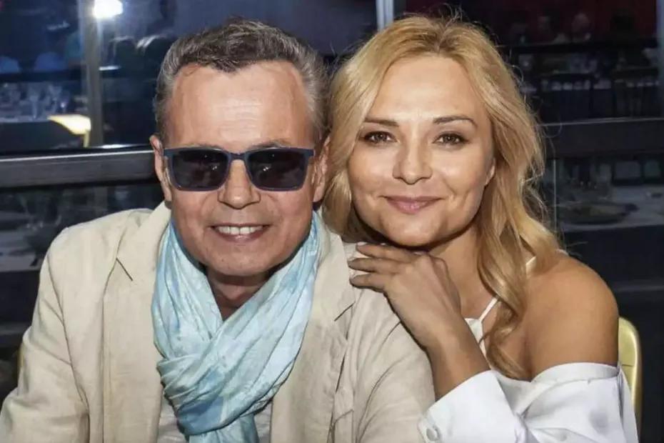 На могиле Владимира Левкина установили сцену и именную звезду