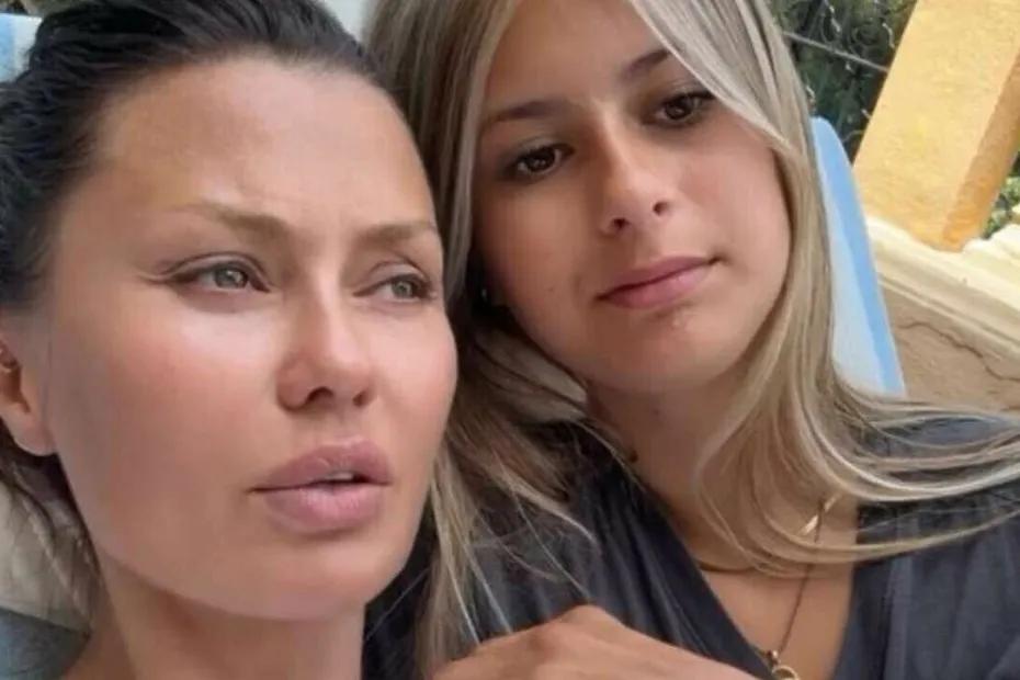 Виктория Боня отчитала дочь за&nbsp;отказ снимать видео в&nbsp;Куршевеле