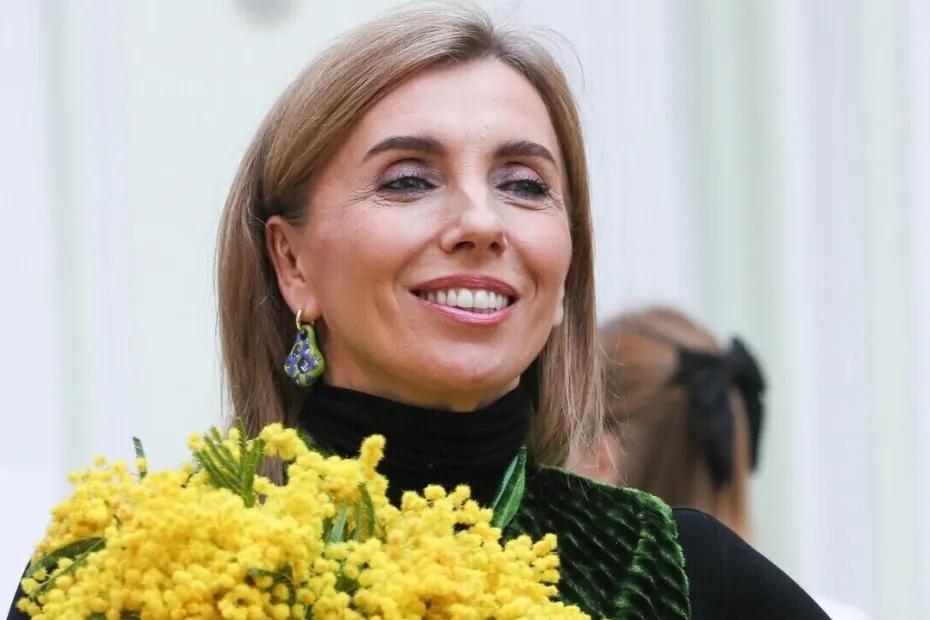 57-летняя Светлана Бондарчук сразила фигурой в&nbsp;&laquo;голом&raquo; платье: фото