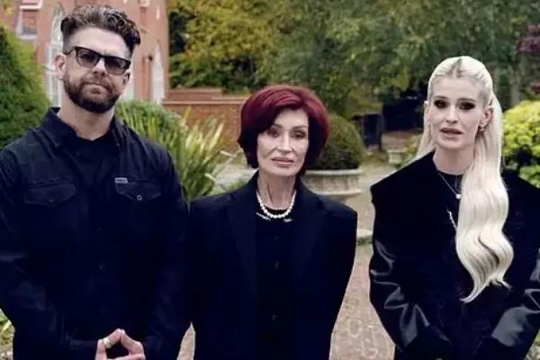 Семья Осборн отдала трогательную дань памяти Оззи