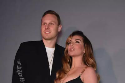 «Пока были деньги — любила»: отец Тиммы продолжает нападки на Седокову