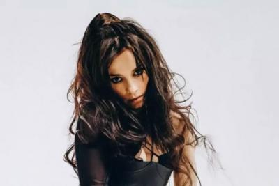 Светлана Светикова назвала причины быстрого похудения после родов