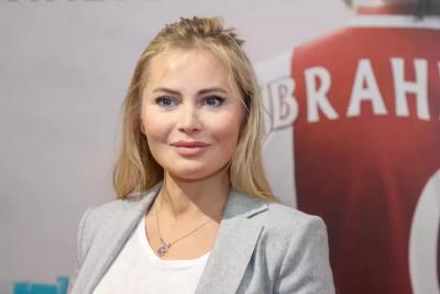 «Я его воспитала»: Дана Борисова вышла замуж за известного телеведущего