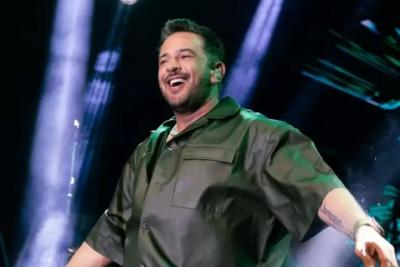 Турецкий актер Эмре Алтуг, известный по «Зимородку», прибыл в Россию