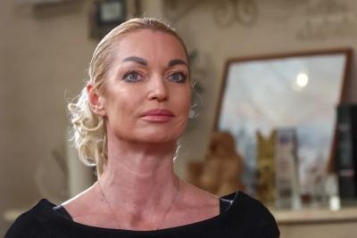 Волочкова навестила тяжелобольного отца: звезда призналась&nbsp;&mdash; &laquo;Он&nbsp;очень слаб&raquo;