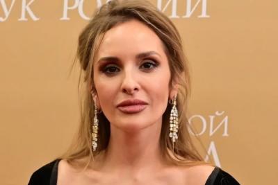 Софья Каштанова о&nbsp;новом браке матери-актрисы: &laquo;Не&nbsp;расстаются ни&nbsp;на&nbsp;секунду&raquo;