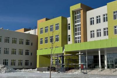 Новую школу в Сызрани планируется ввести в эксплуатацию в мае-июне 2026 года