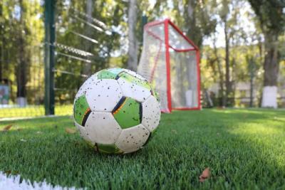 Еще в десяти детских садах Самары появятся мини-футбольные поля