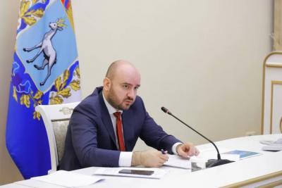 Подготовку ко Дню Победы, капремонт школ, вывоз ТКО обсудили на оперативном совещании в областном Правительстве