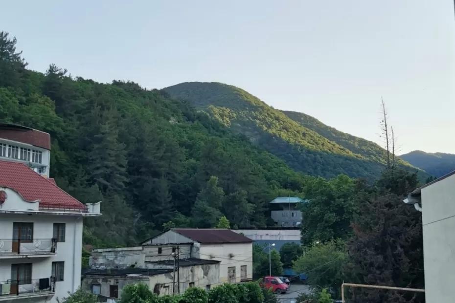 Приехали впервые и ахнули: «Ужас, срочно уезжаем домой из этой Абхазии!» - что так удивило русских туристов