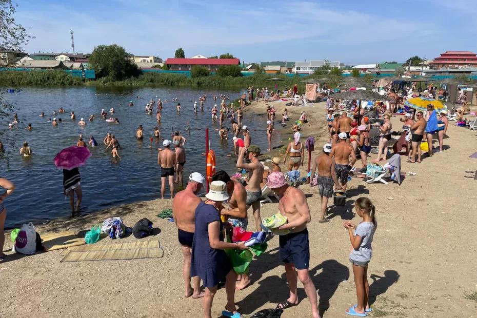 Соль, грязь и арбузы: этот российский город-курорт на границе с Казахстаном незаслуженно забыли - а там настоящий рай