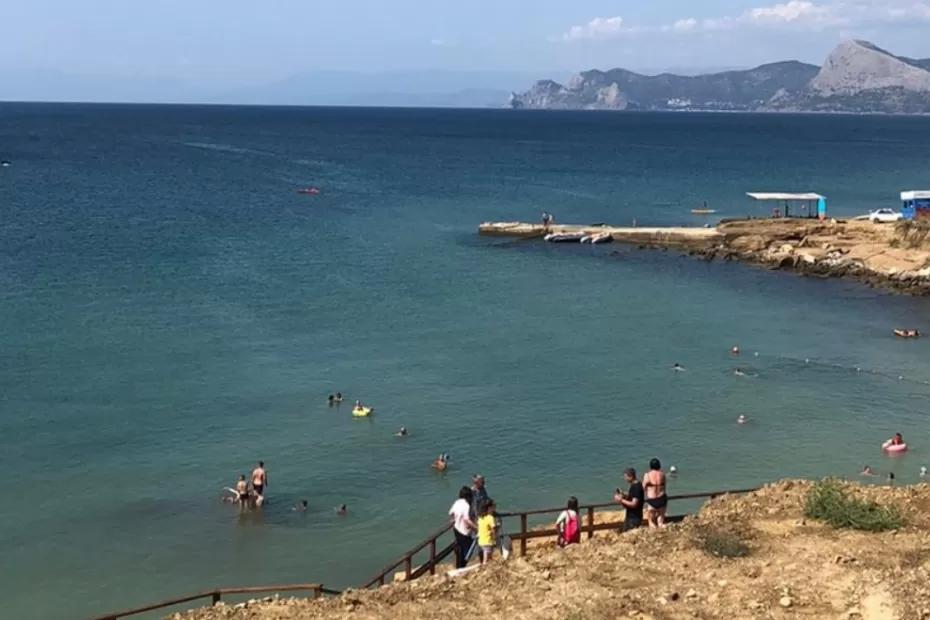 Меньше народа, нет пробок, дешевле еда и жильё - можно хорошо подлечиться: самый недооценённый курорт Крыма