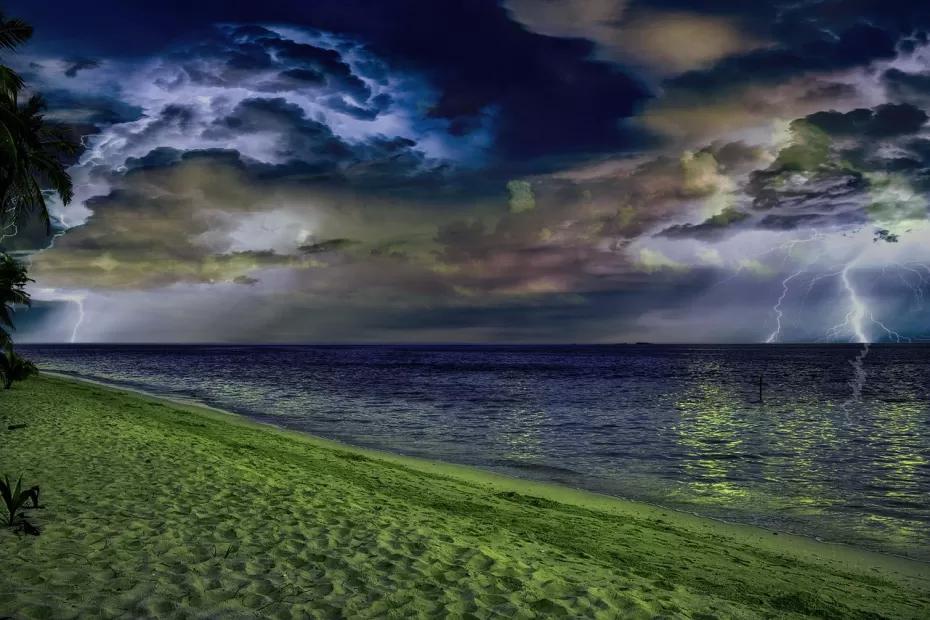 «С середины сентября начнется настоящий ад»: синоптики передали пугающий прогноз