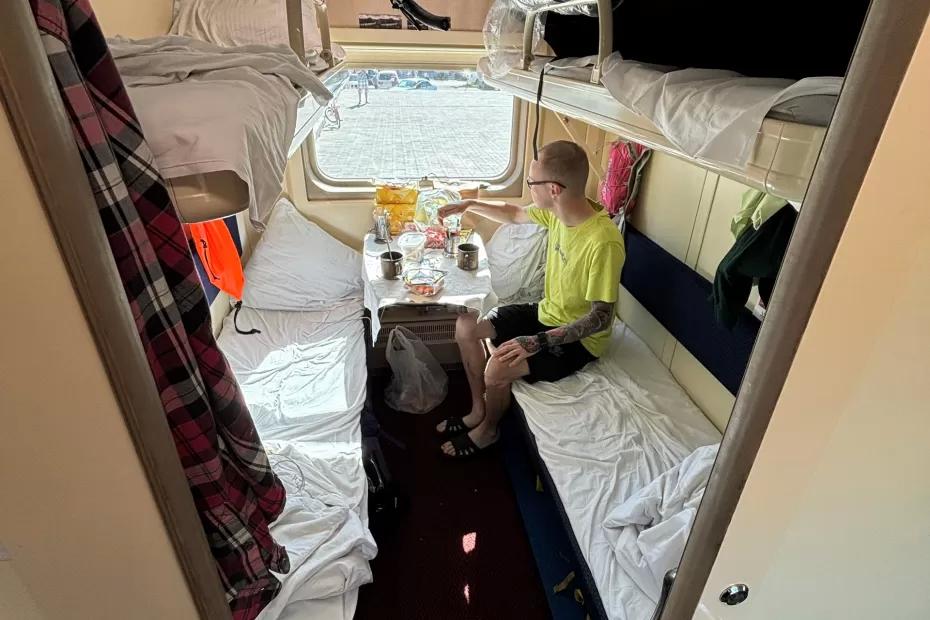 Больше не рискую ездить в обычном купе: почему на обратный путь выбрали СВ и стоит ли это своих денег