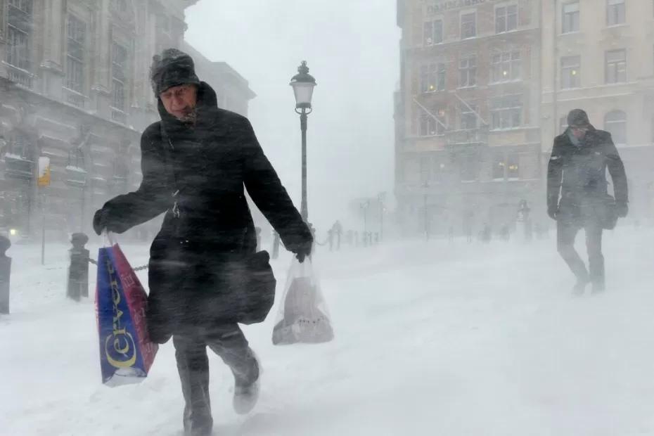 Снег свалится неожиданно рано: синоптики назвали точную дату старта зимы