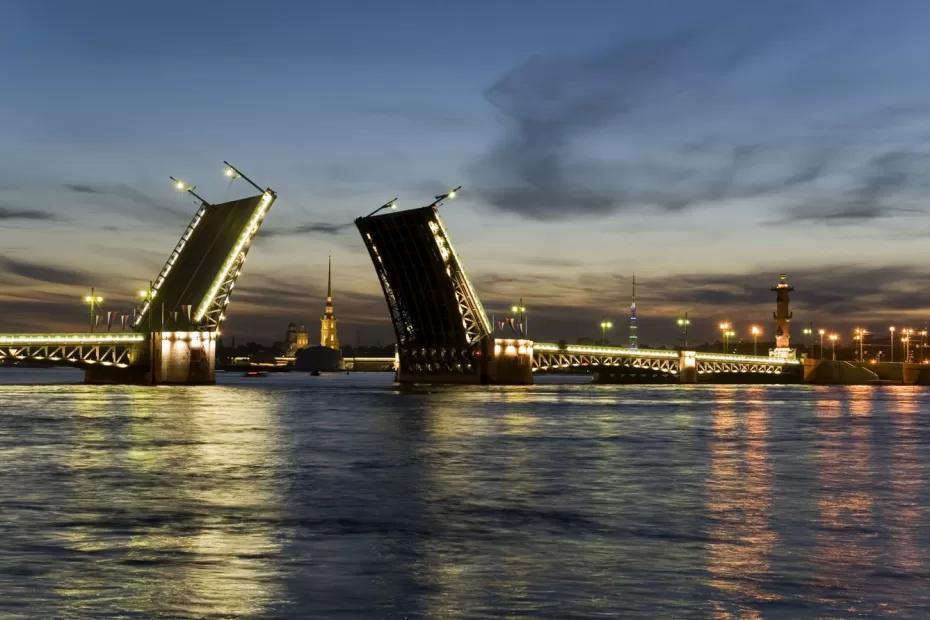 Не ходите сюда в Петербурге: худшие достопримечательности, на которые не стоит тратить время и деньги