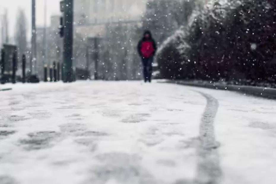 Стали известны регионы России, которые первыми накроют мощные снегопады