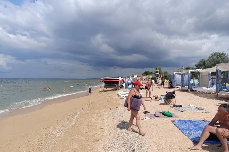 Здесь терпеть не могут русских: 4 курорта, где русскоговорящих туристов ненавидят - даже чаевые не спасут