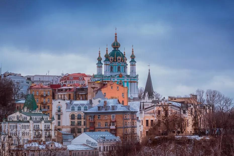 Самый богатый и благоустроенный город России. Почему люди уезжают, но неизменно возвращаются