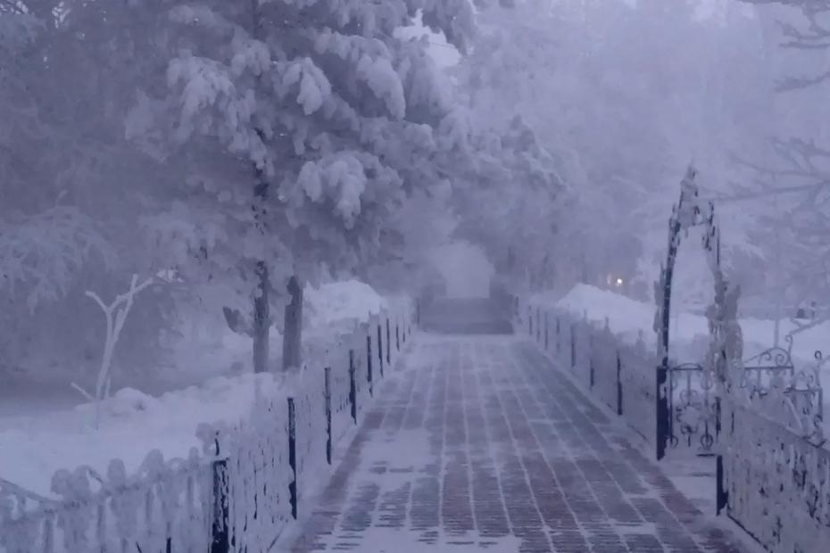 Синоптики объявили, что ждёт регионы России - такого ещё не случалось в истории: шокирующий прогноз к Новому году